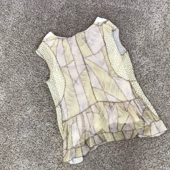 Anthropologie flowy top - Picture 5 of 5